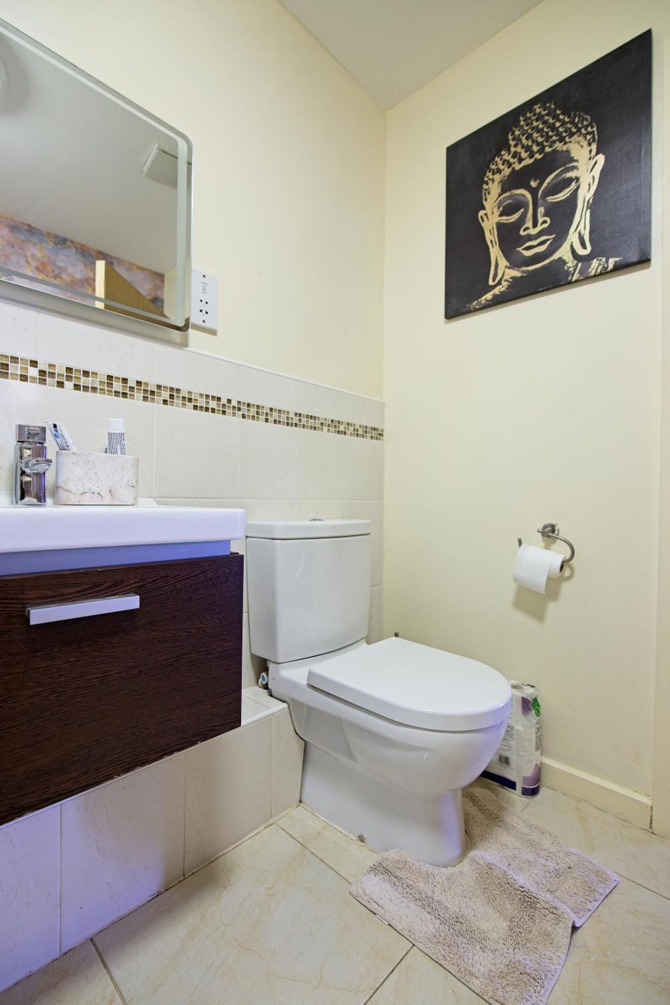 Homestay Five Star Rated Manchester